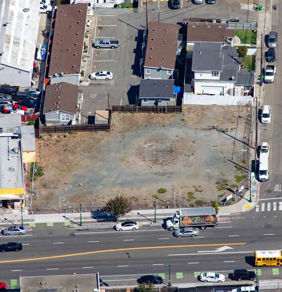 More Photos Of 16790 E 14th St, San Leandro Auto Dealership For Lease