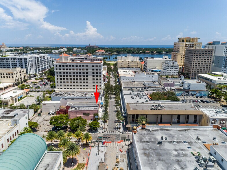 More Photos Of 333 Clematis St, West Palm Beach Storefront Retail Office For Lease