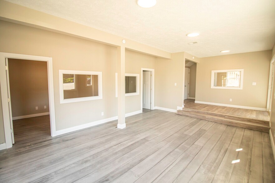 More Photos Of 1200 Main St, Lafayette Storefront Retail Office For Lease