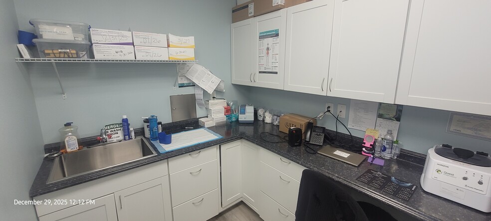 More Photos Of 3645 Chamblee Dunwoody Rd, Atlanta Freestanding For Sale