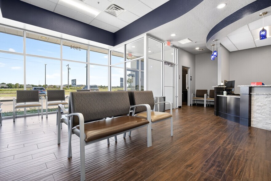 More Photos Of 2804 SW 134th St, Oklahoma City Medical For Sale