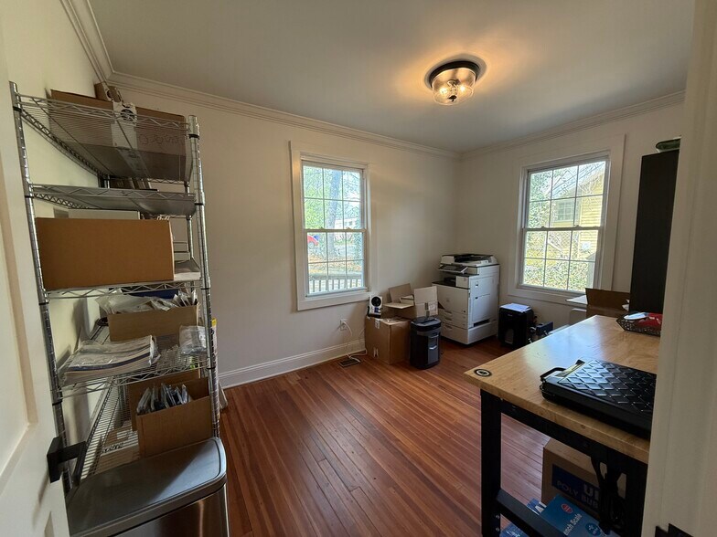 More Photos Of 9 East Ave, Greenville Office Residential For Sale