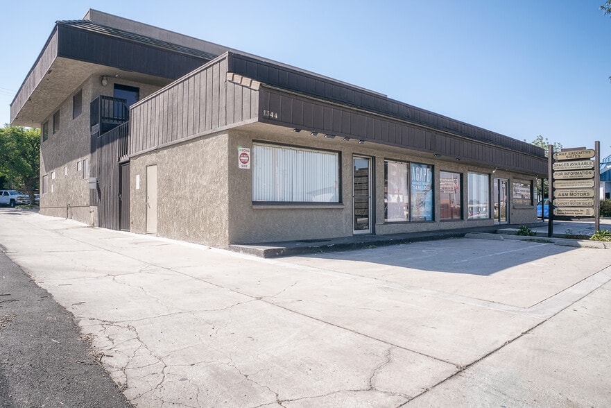 More Photos Of 1344 W 6th St, Corona Office For Sale