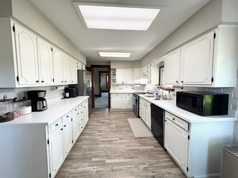 More Photos Of 3487 N Ridge Rd, Perry Industrial For Sale