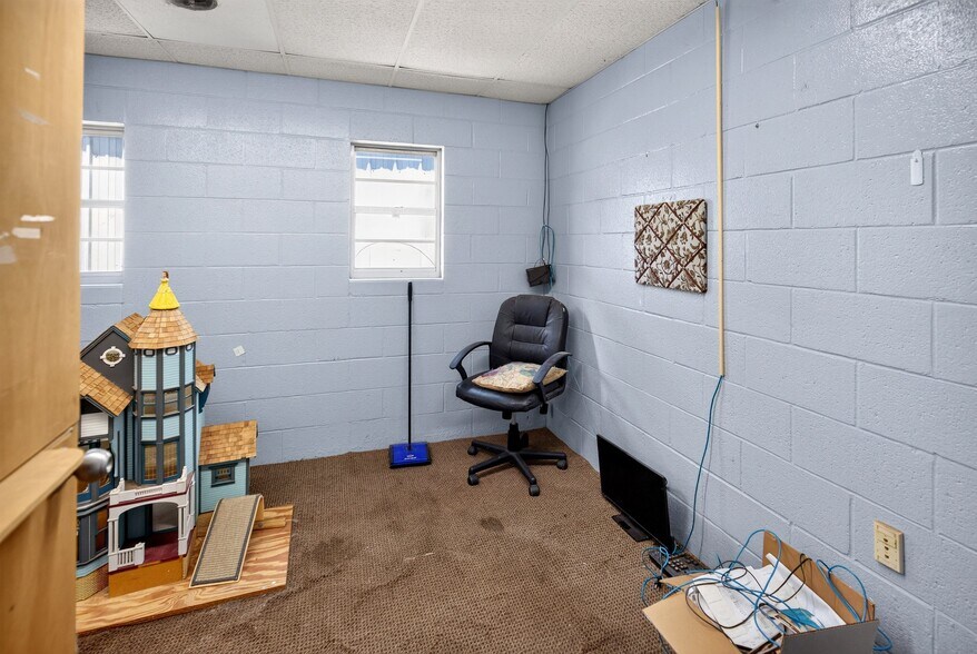 More Photos Of 1412 US-19 Hwy, Thomaston Healthcare For Sale