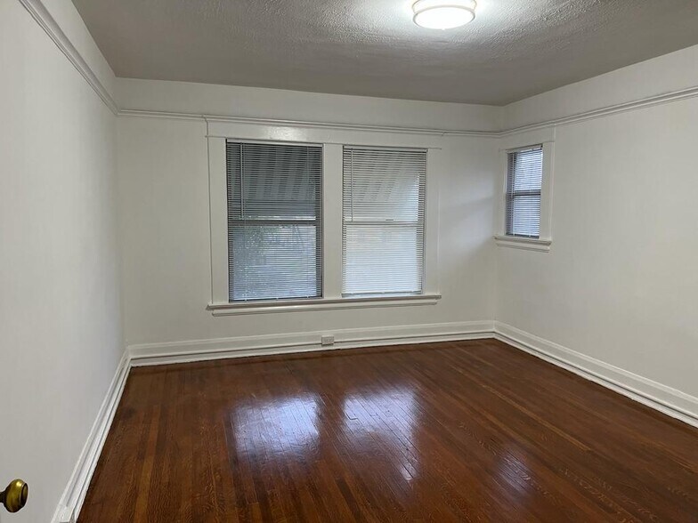More Photos Of 1608-1610 S Wilton Pl, Los Angeles Apartments For Sale