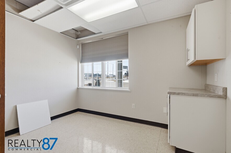 More Photos Of 4659 Highway 13, Central City Restaurant For Sale