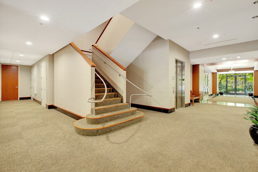 More Photos Of 1045 Southcrest Dr, Stockbridge Medical For Lease