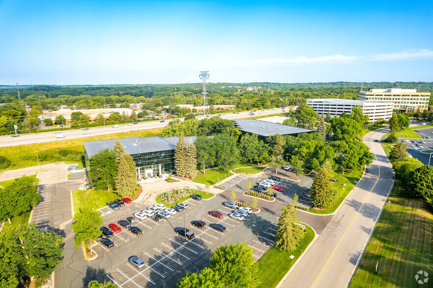 More Photos Of 12900 Whitewater Dr, Minnetonka Unknown For Lease