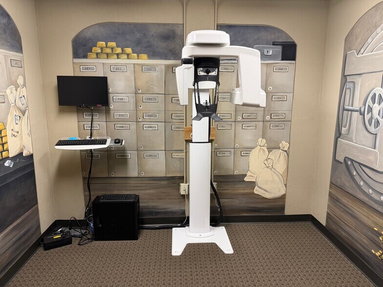 More Photos Of 670 Johnson Ferry Rd, Marietta Medical For Lease