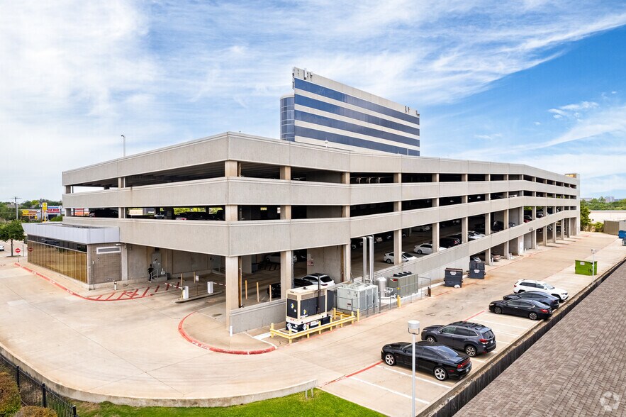 More Photos Of 17950 Preston Rd, Dallas Office For Lease