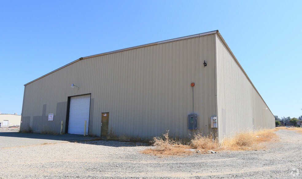 More Photos Of 2620 5th Ave, Oroville Warehouse For Sale