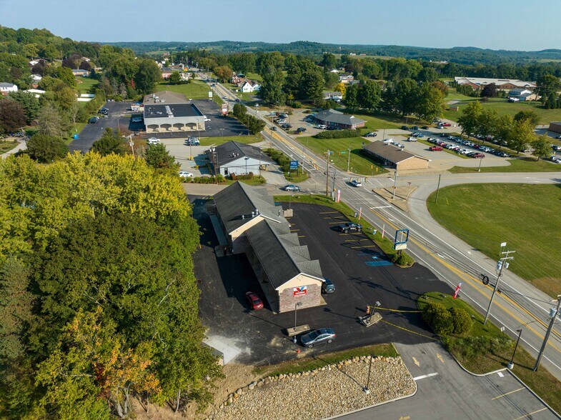 More Photos Of 698 S Pike Rd, Sarver Storefront Retail Office For Sale