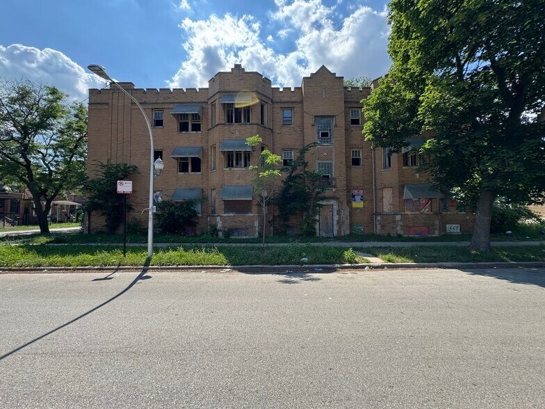 More Photos Of 1836 W Marquette Rd, Chicago Apartments For Sale