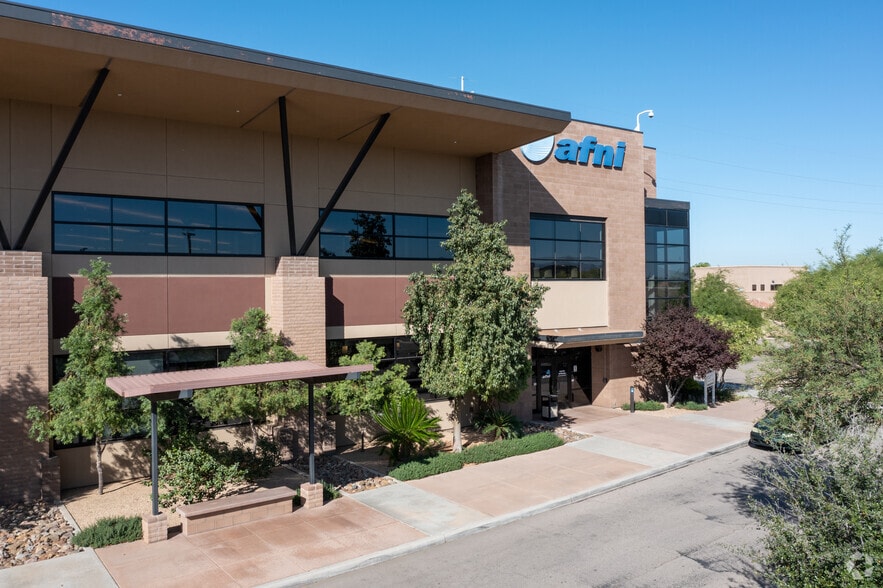 More Photos Of 5320 N La Cholla Blvd, Tucson Office Residential For Sale