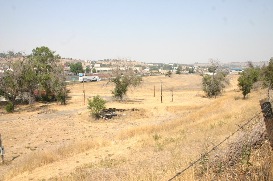 More Photos Of North Highway 97, Madras Land For Sale