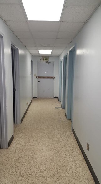 More Photos Of 8300 Homestead Rd, Houston Medical For Sale