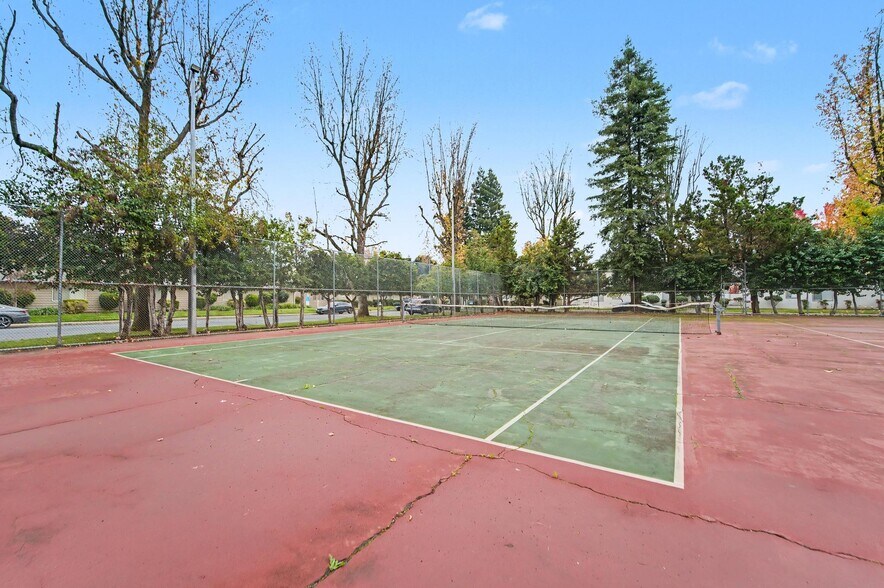 More Photos Of 1574 - 1576 Heather Dr, Yuba City Apartments For Sale