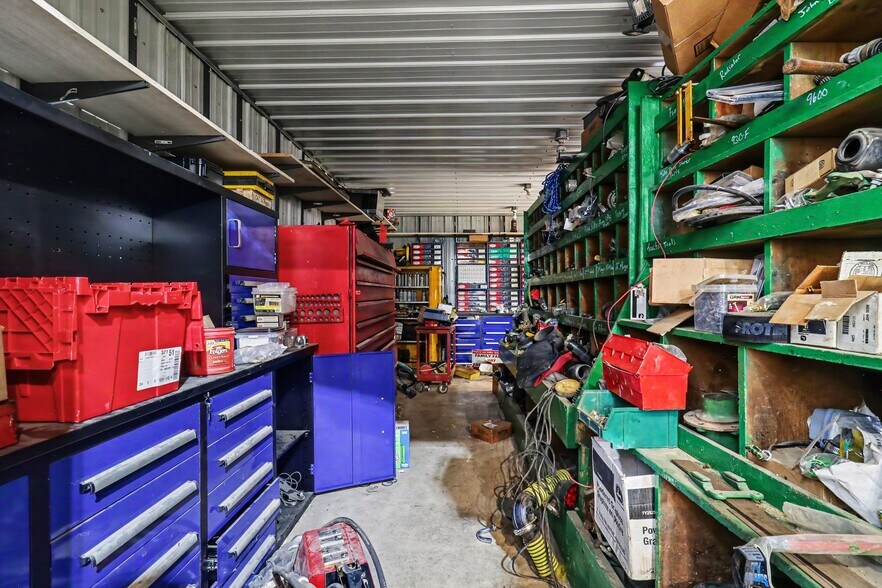 More Photos Of 4685 W US Route 20, Gibsonburg Light Distribution For Sale