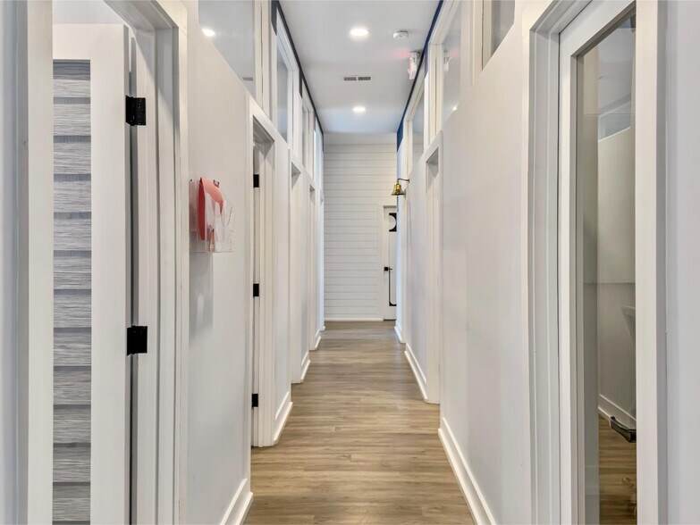 More Photos Of 668 Marina Dr, Charleston Medical For Sale