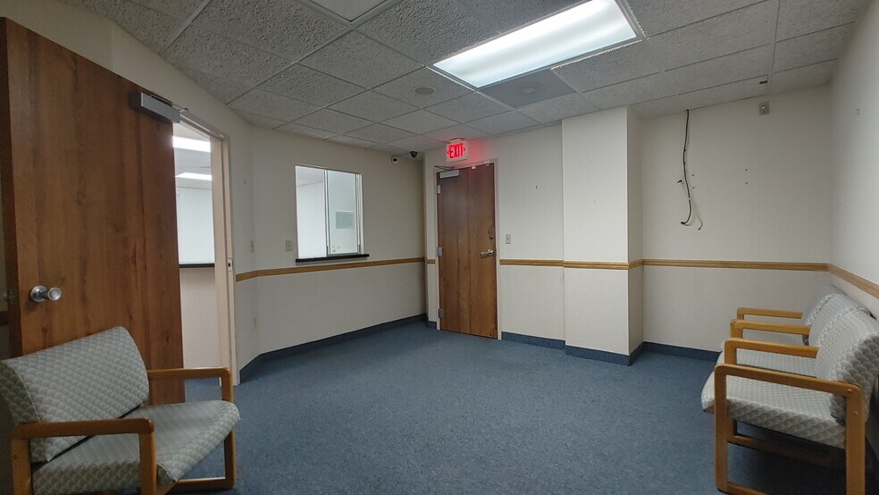 More Photos Of 7421 N University Dr, Tamarac Medical For Sale