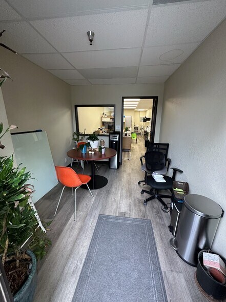 More Photos Of 2646 Palma Dr, Ventura Warehouse For Lease