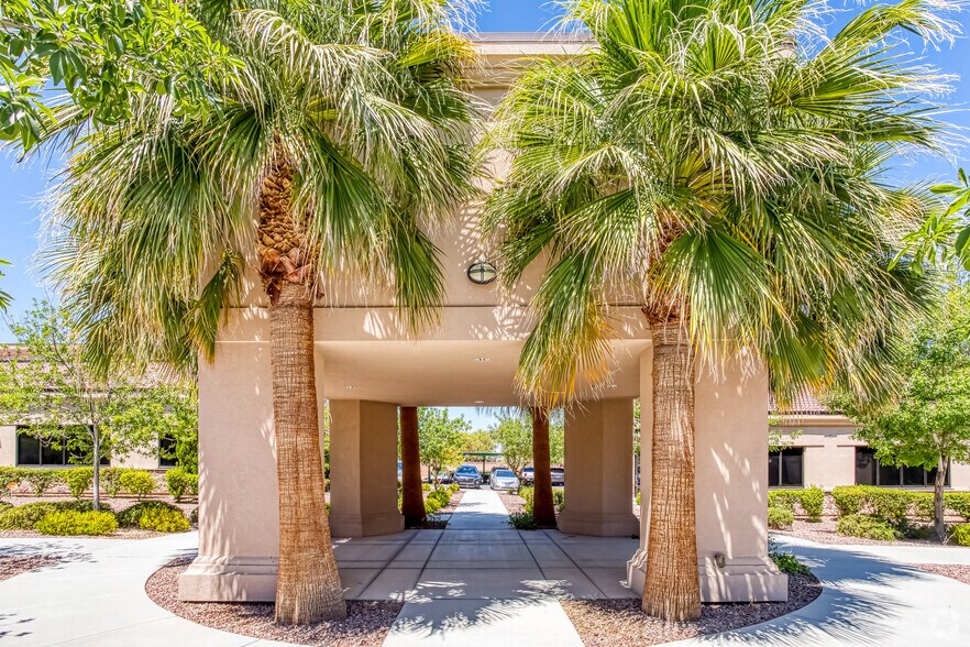 More Photos Of 1587 E Windmill Ln, Las Vegas Office For Sale