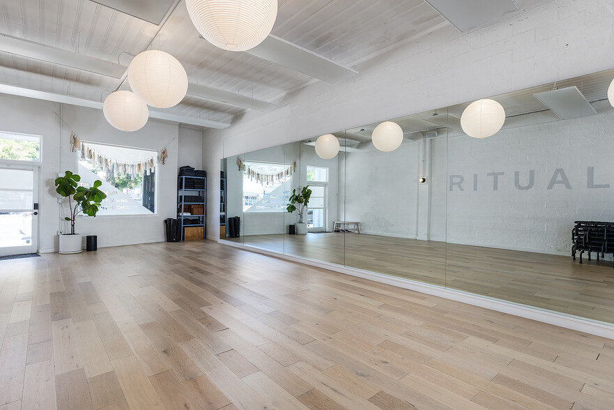 More Photos Of 5628-5630 York Blvd, Los Angeles Storefront Retail Residential For Sale