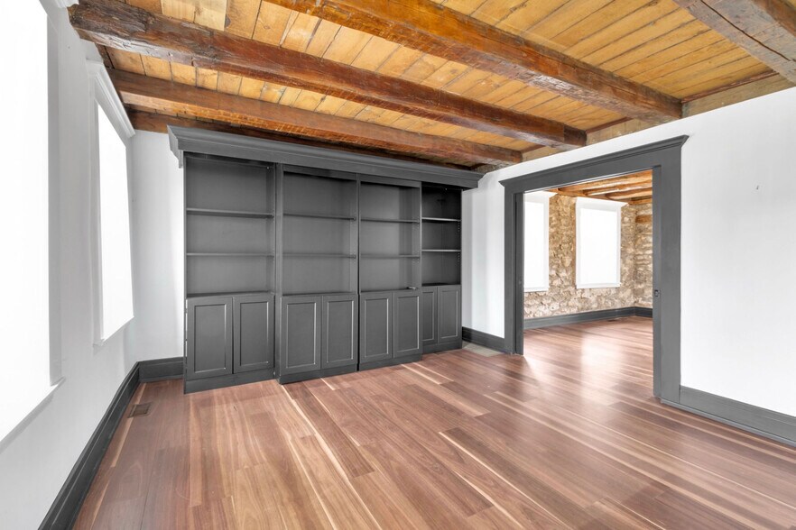 More Photos Of 9060 Main St, Clarence Storefront Retail Residential For Sale