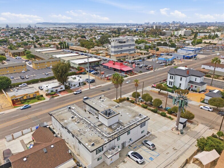 More Photos Of 2005 Highland Ave, National City Apartments For Sale