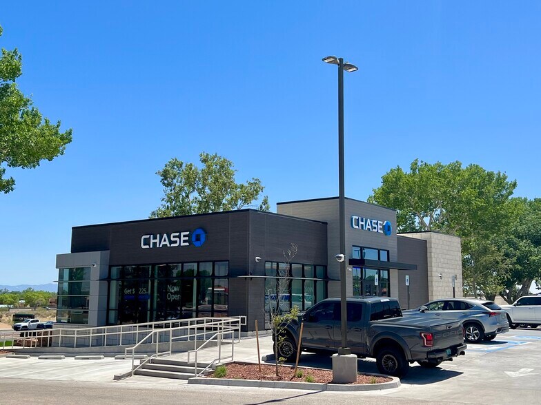 More Photos Of 9301 Coors Blvd NW, Albuquerque Unknown For Lease