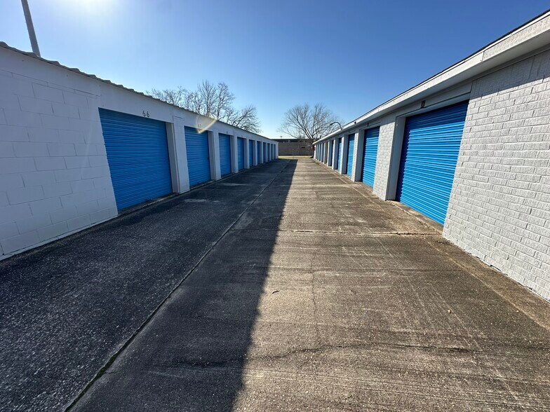 More Photos Of 6616 FM 2100 Rd, Crosby Specialty For Sale