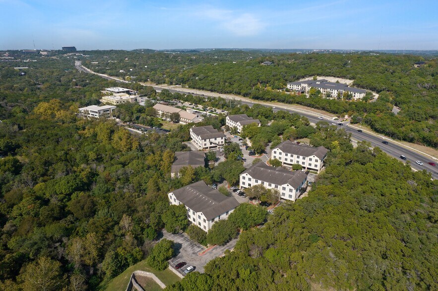 More Photos Of 4407 Bee Caves Rd, West Lake Hills Office Residential For Lease