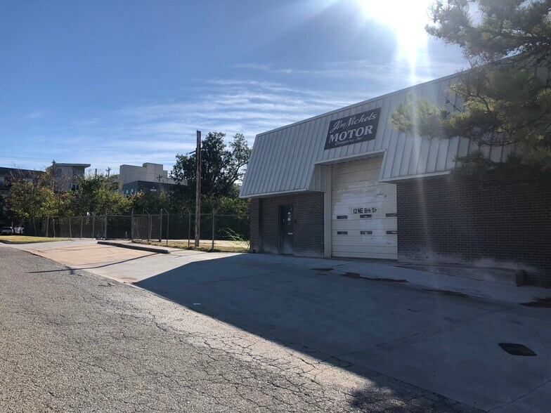 More Photos Of 12 NE 8th St, Oklahoma City Service For Sale