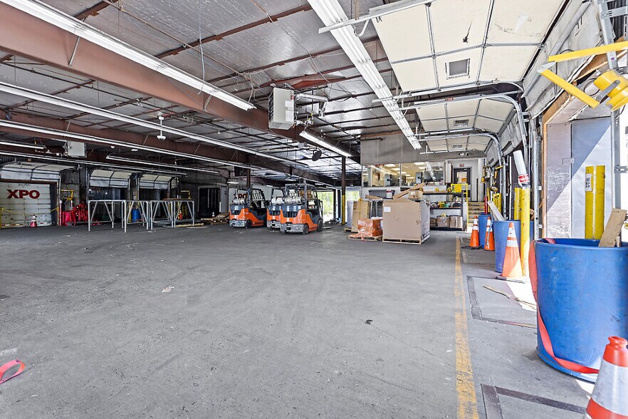 More Photos Of 122 Lyons Rd, Sidney Industrial For Sale