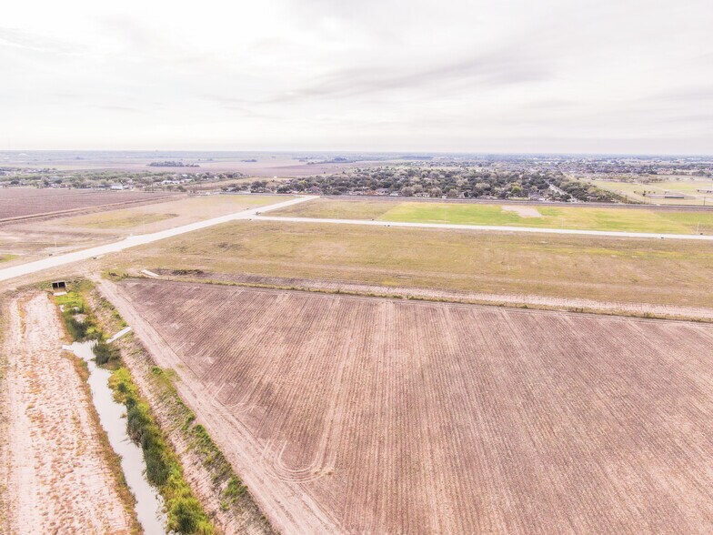 More Photos Of 01 Economic Ave, Weslaco Land For Sale