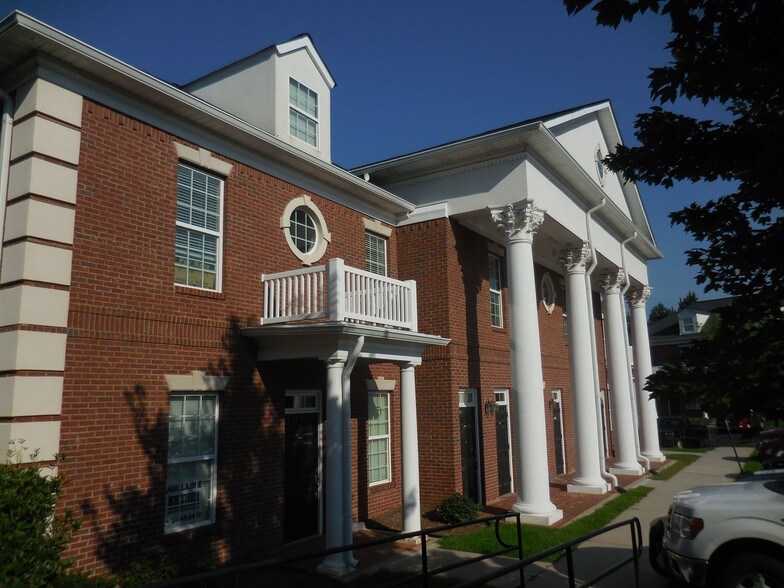 More Photos Of 3105 Creekside Village Dr, Kennesaw Office For Sale