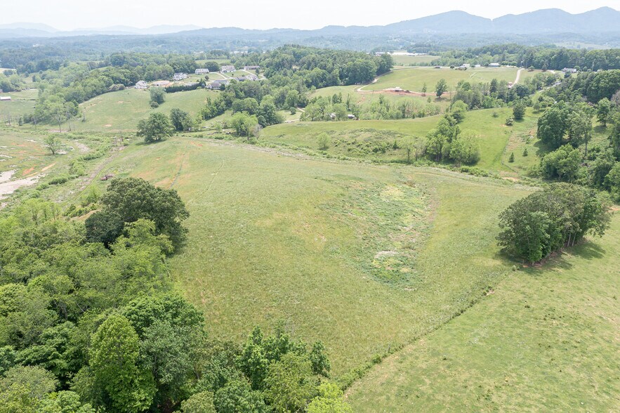 More Photos Of 356 Ridgeview Rd, Leicester Land For Sale