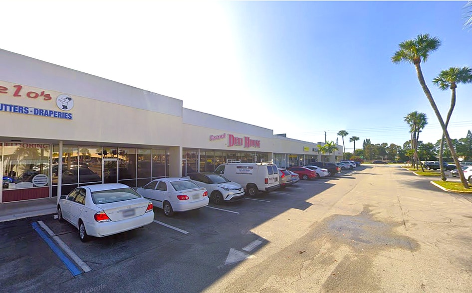 More Photos Of 7099-7203 Lake Worth Rd, Lake Worth Unknown For Lease