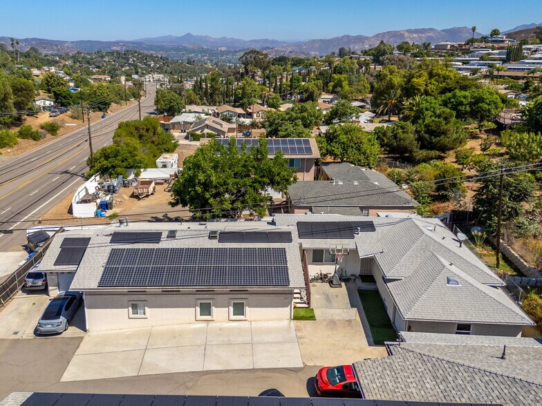 More Photos Of 8545-49 Winter Gardens Blvd, Lakeside Apartments For Sale