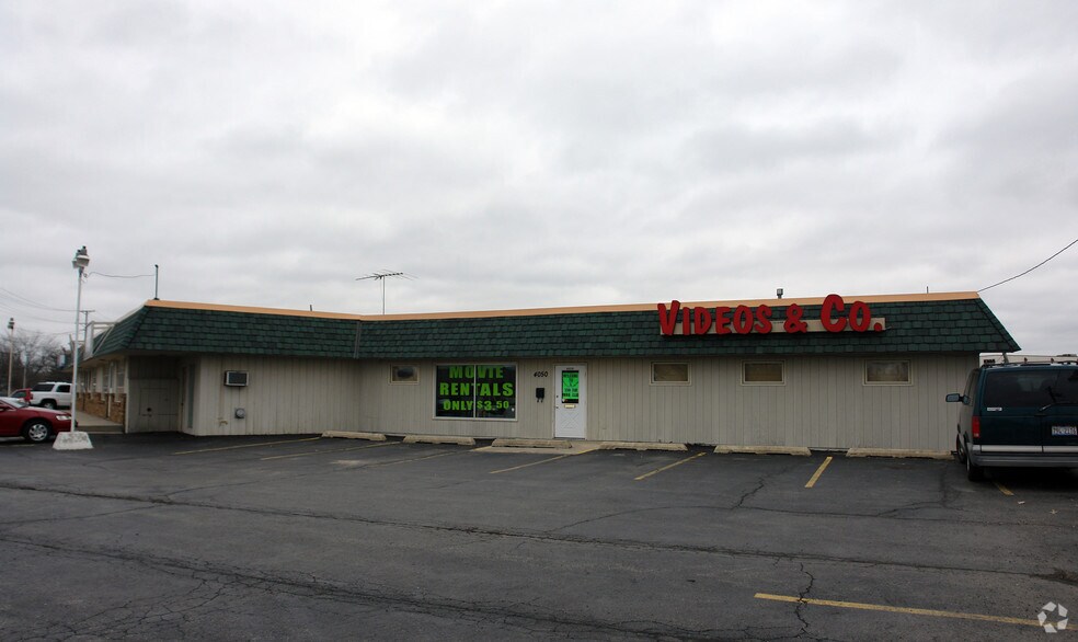 More Photos Of 4050 Wolf Rd, Oswego General Retail For Lease