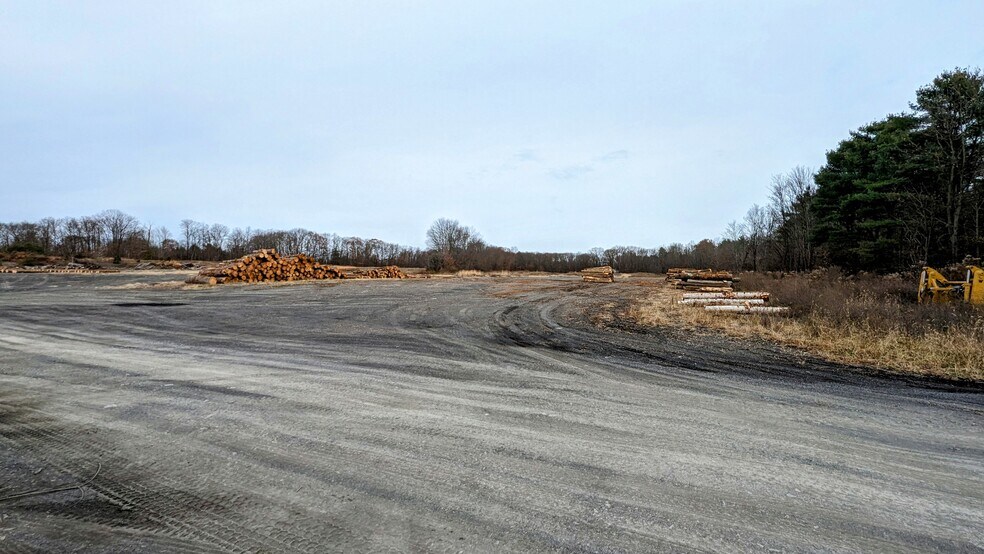 More Photos Of 329 County Route 43, Argyle Office For Sale