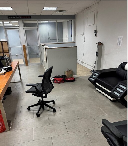 More Photos Of 719-729 E 135 St, Bronx Warehouse For Lease