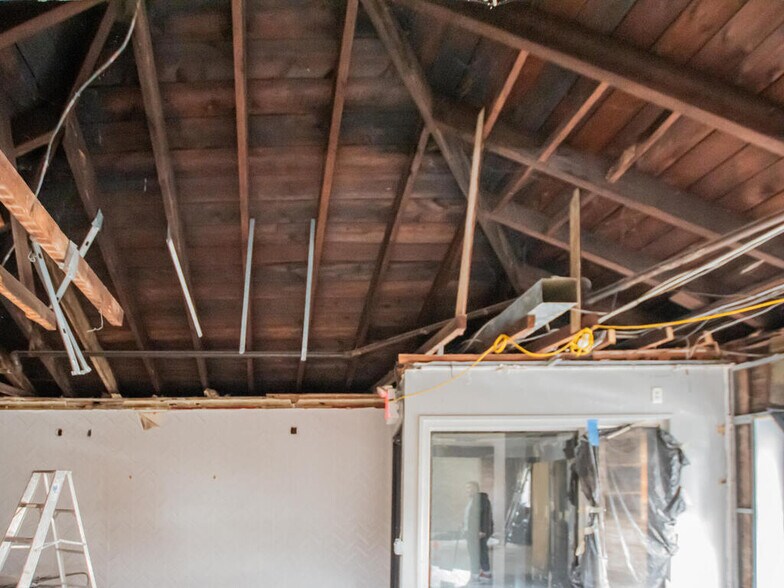 More Photos Of 621 S Broadway, Yonkers Restaurant For Sale