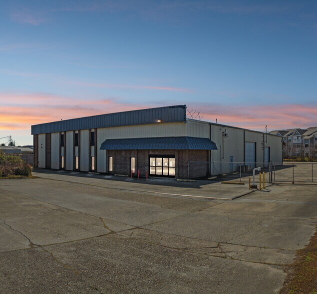 Primary Photo Of 5064 La-311, Houma Warehouse For Lease