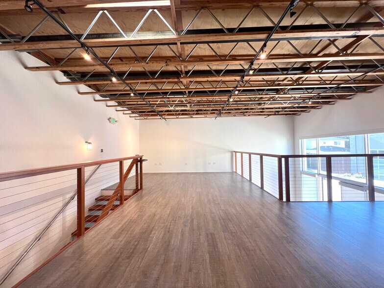 More Photos Of 310 E Haley St, Santa Barbara Loft Creative Space For Lease