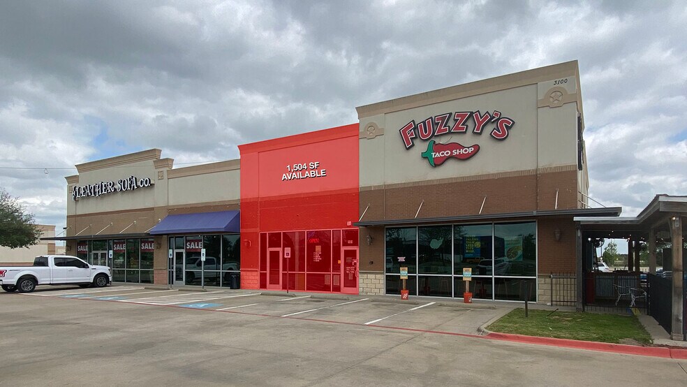 More Photos Of 3500 N Grapevine Mills Blvd, Grapevine Freestanding For Lease