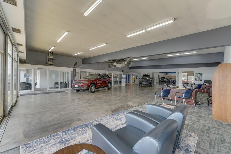 More Photos Of 422-426 E Main St, Trinidad Auto Dealership For Sale