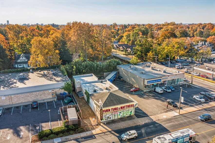 More Photos Of 5052-5056 City Ave, Philadelphia Freestanding For Lease