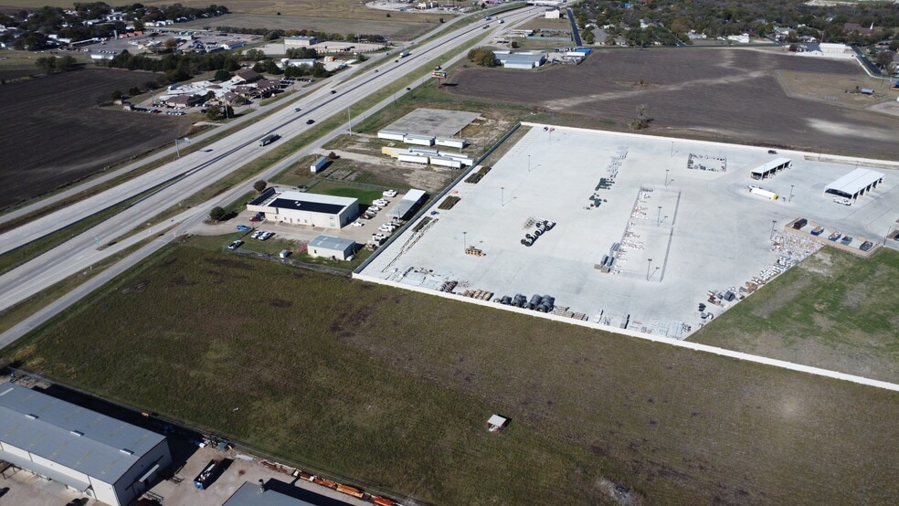 More Photos Of South Interstate Highway 35 East, Waxahachie Land For Sale